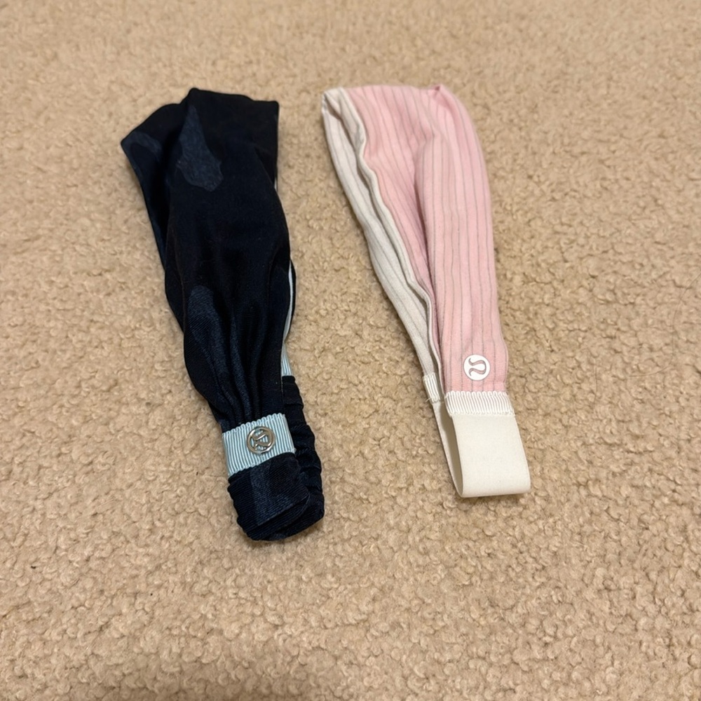 Set of 2 lululemon headbands